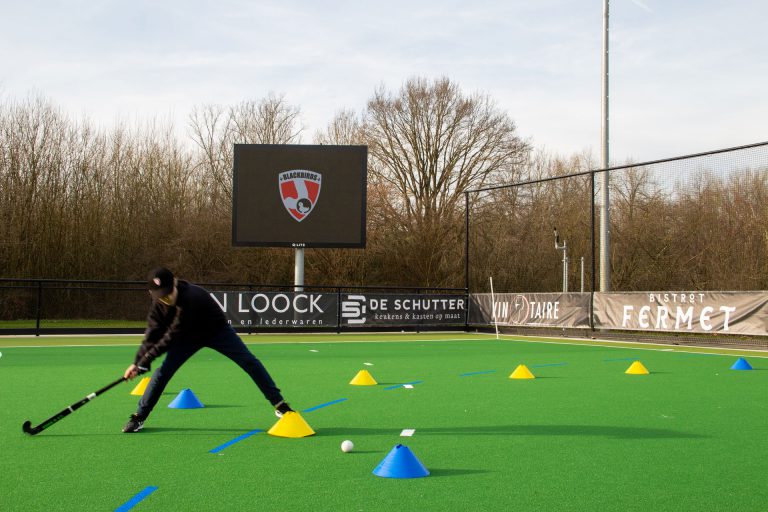 QLI_Blackbirds-Zandhoven_Lowres_16-bewerkt_outdoor_sportveld_full_colour_hockey